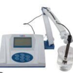Microprocessor ph meter