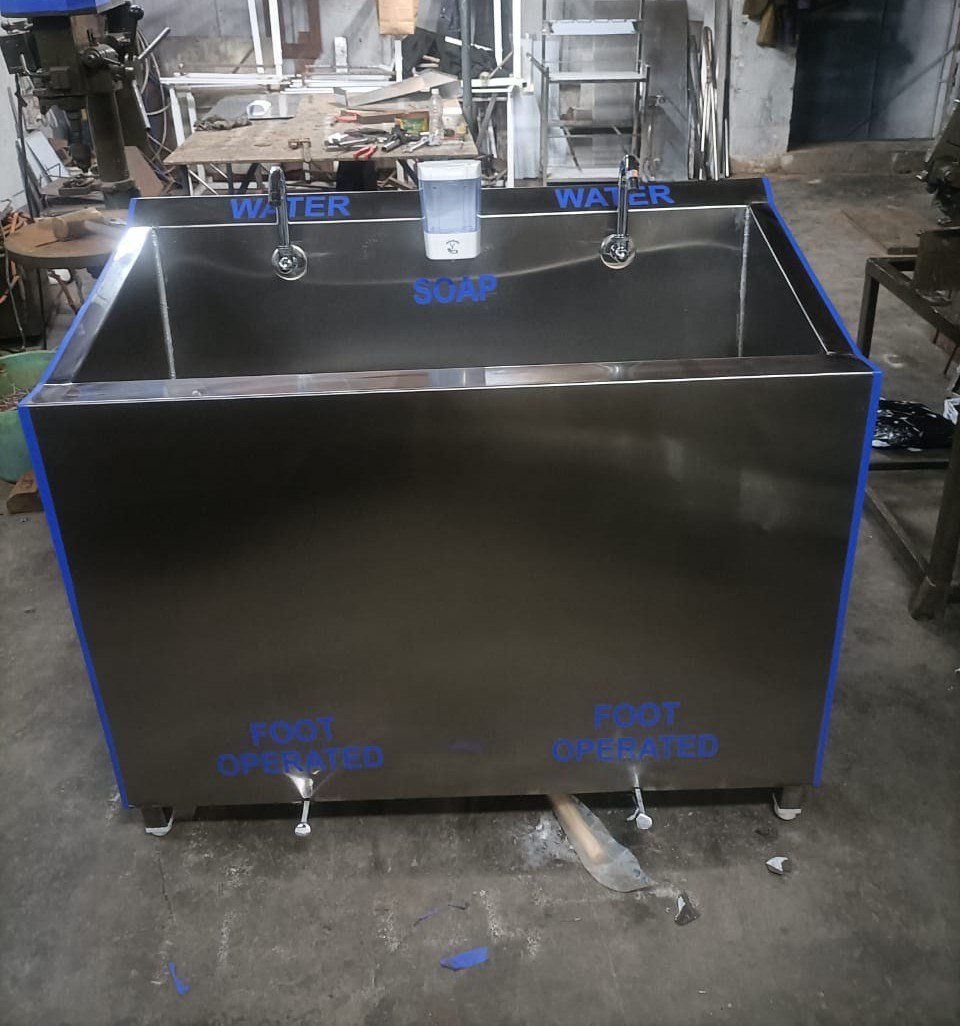 Surgical Scrub Sink Station
